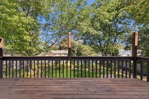 Tiny photo for 4176 Blackstone Avenue, Gurnee, IL 60031 (MLS # 12418073)