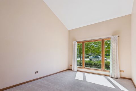 Tiny photo for 4176 Blackstone Avenue, Gurnee, IL 60031 (MLS # 12418073)