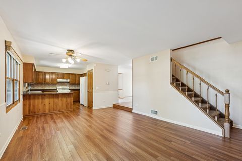 Tiny photo for 4176 Blackstone Avenue, Gurnee, IL 60031 (MLS # 12418073)