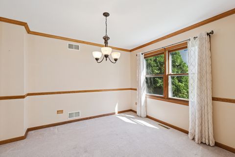 Tiny photo for 4176 Blackstone Avenue, Gurnee, IL 60031 (MLS # 12418073)