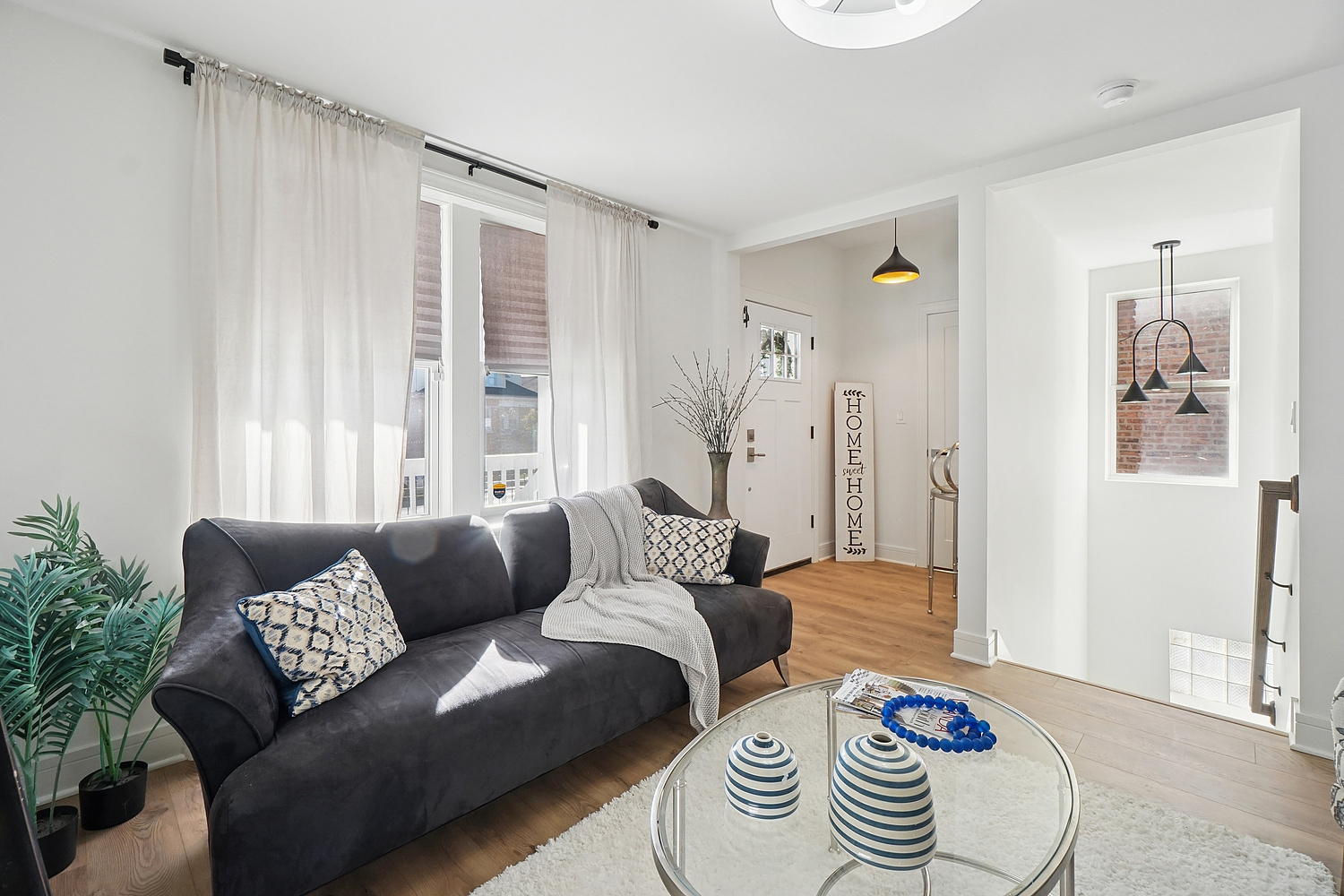 4830 W Kamerling Avenue