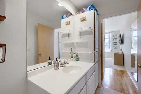 Tiny photo for 1962 W Lawrence Avenue #204, Chicago, IL 60640 (MLS # 12686770)
