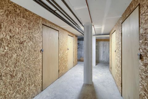 Tiny photo for 1962 W Lawrence Avenue #204, Chicago, IL 60640 (MLS # 12686770)