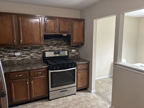 Tiny photo for 7030 Park Lane Court #203, Woodridge, IL 60517 (MLS # 12504269)