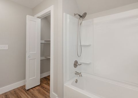 Tiny photo for 1212 14th Avenue, Moline, IL 61265 (MLS # 12595033)