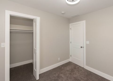 Tiny photo for 1212 14th Avenue, Moline, IL 61265 (MLS # 12595033)