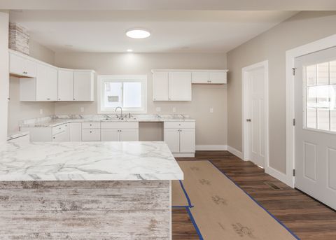 Tiny photo for 1212 14th Avenue, Moline, IL 61265 (MLS # 12595033)