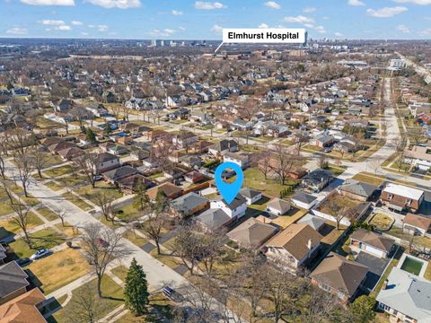 Tiny photo for 928 S Hillcrest Avenue, Elmhurst, IL 60126 (MLS # 12588029)