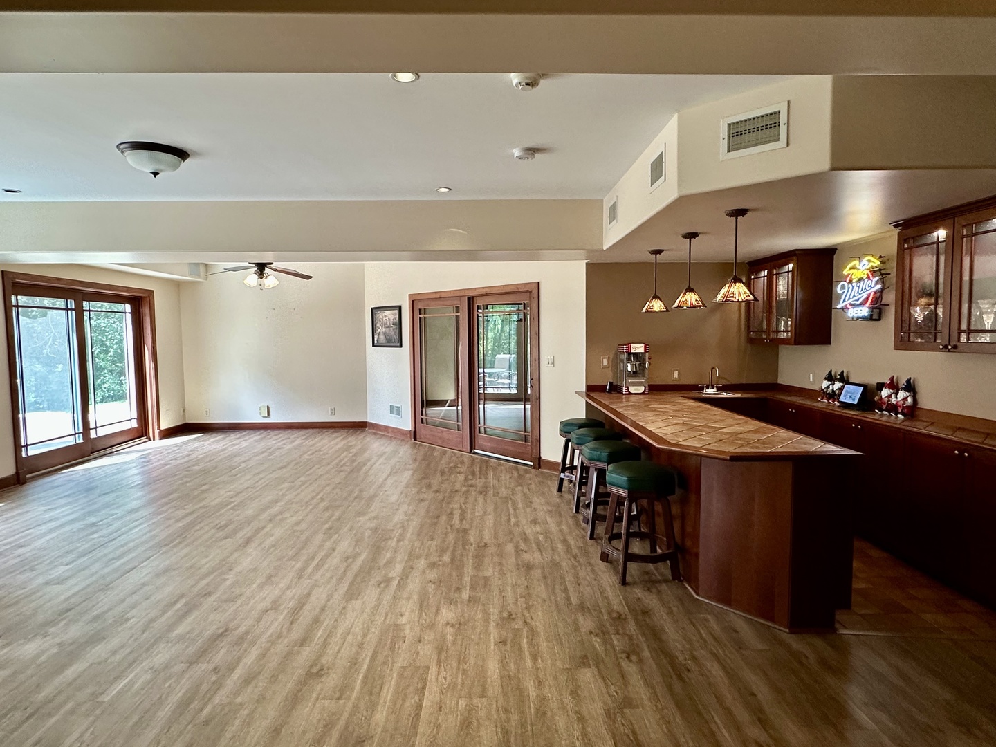 Woodstock, Illinois 60098, United States, 3 Bedrooms Bedrooms, ,5 BathroomsBathrooms,Residential,Active,124178