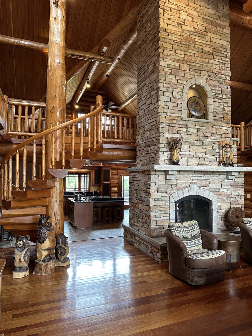 Woodstock, Illinois 60098, United States, 3 Bedrooms Bedrooms, ,5 BathroomsBathrooms,Residential,Active,124178