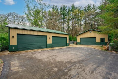 Tiny photo for 3317 S COUNTRY CLUB Road, Woodstock, IL 60098 (MLS # 12349883)