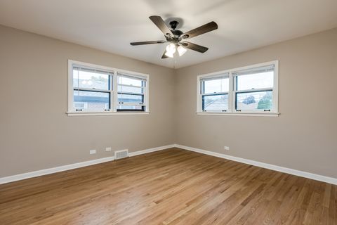 Tiny photo for 9539 Lorel Avenue, Skokie, IL 60077 (MLS # 12577119)