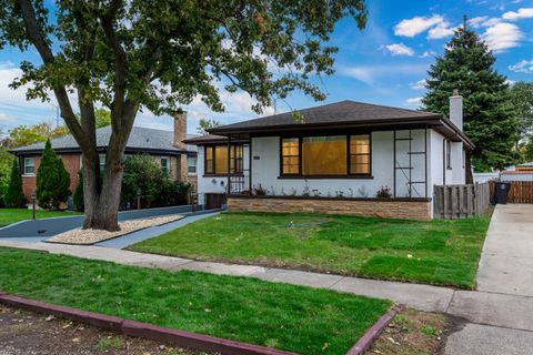 Tiny photo for 9539 Lorel Avenue, Skokie, IL 60077 (MLS # 12577119)