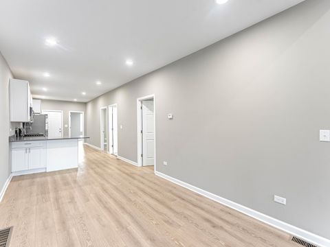 Tiny photo for 2733 W 38th Street, Chicago, IL 60632 (MLS # 12507176)