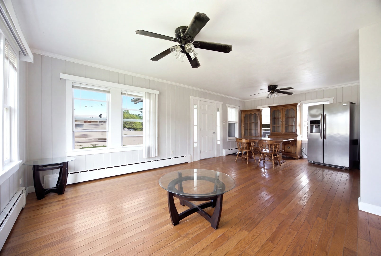 2110 N Green Bay Road