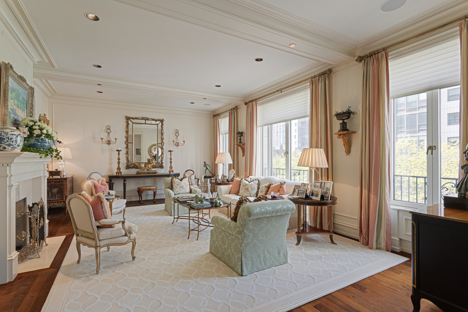 65 E Goethe Street 4N