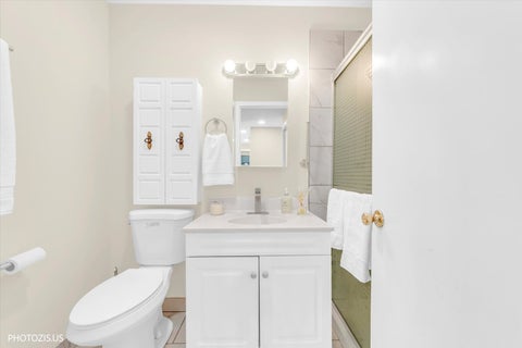 Tiny photo for 8852 N Leslie Lane #2C, Des Plaines, IL 60016 (MLS # 12769672)