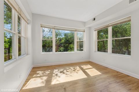 Tiny photo for 4610 N Monticello Avenue #3E, Chicago, IL 60625 (MLS # 12460505)