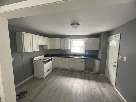Tiny photo for 2106 W MILLMAN Street, Peoria, IL 61605 (MLS # 12769364)
