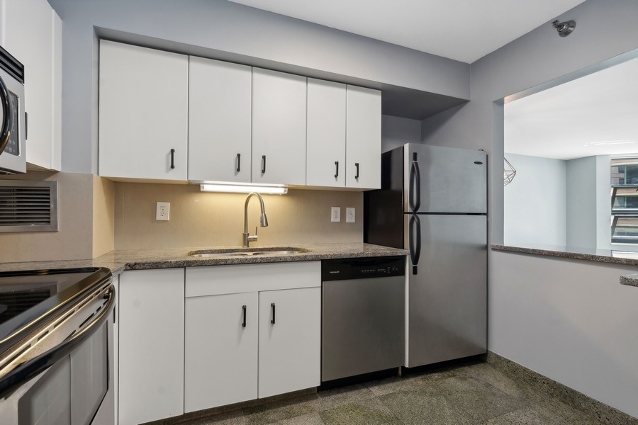 401 E Ontario Street 804