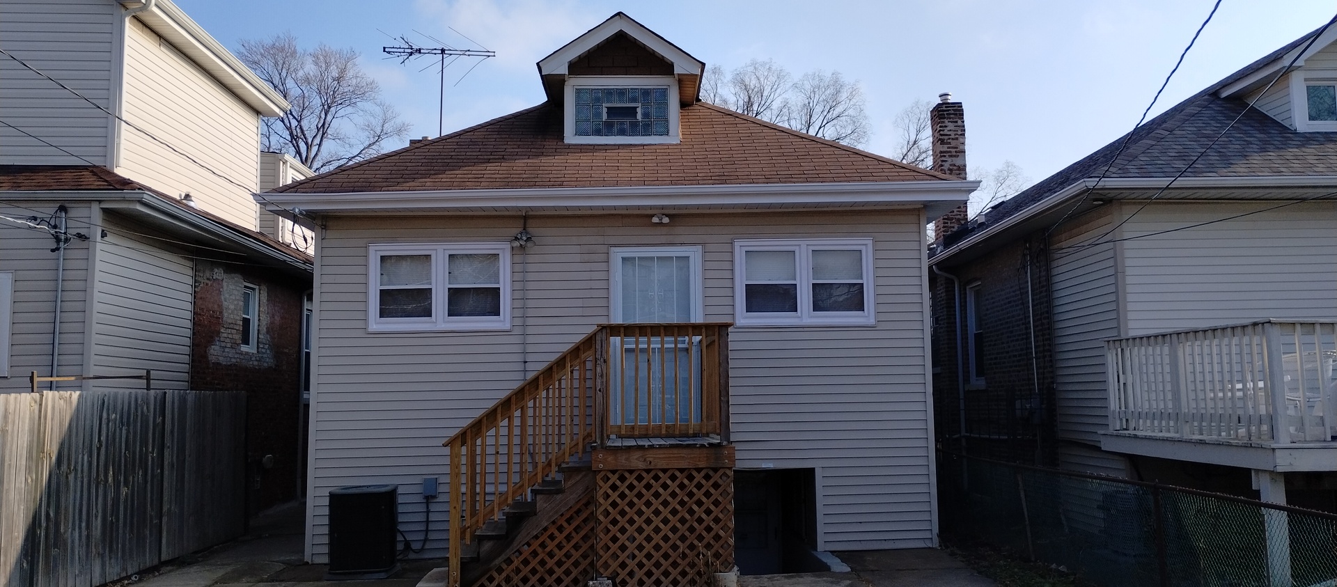 7926 S Michigan Avenue