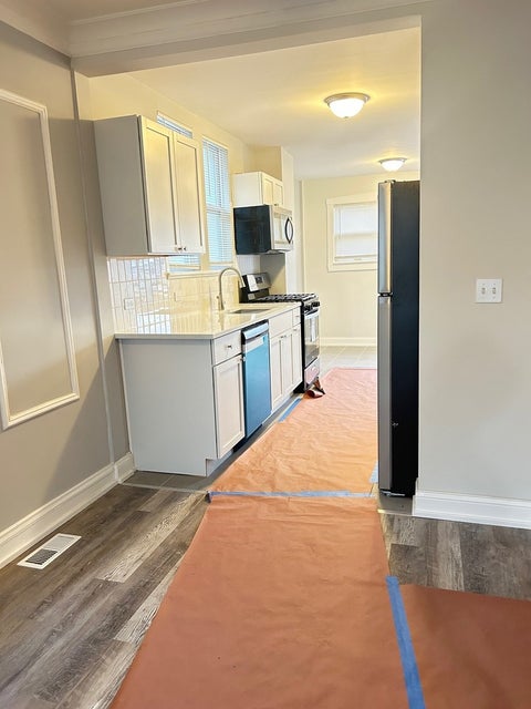 Tiny photo for 7926 S Michigan Avenue, Chicago, IL 60619 (MLS # 12609237)