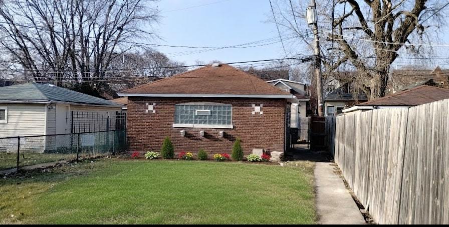 7926 S Michigan Avenue