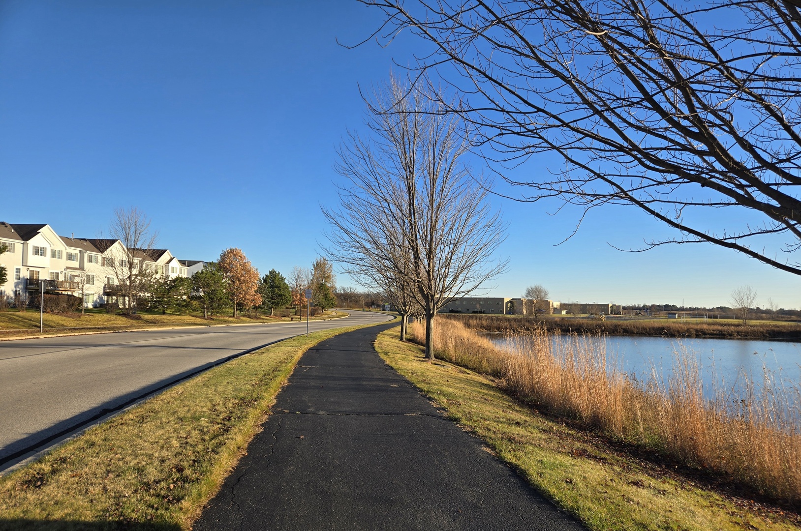 Woodstock, Illinois 60098, United States, 2 Bedrooms Bedrooms, ,2 BathroomsBathrooms,Residential,Active,249347