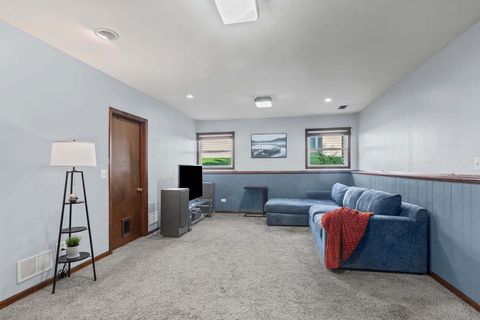 Tiny photo for 1718 Patricia Lane, St. Charles, IL 60174 (MLS # 12459300)