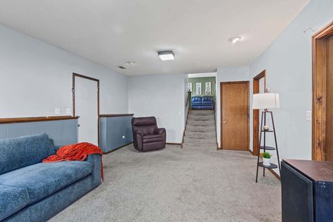 Tiny photo for 1718 Patricia Lane, St. Charles, IL 60174 (MLS # 12459300)