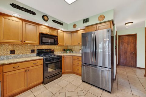 Tiny photo for 721 Wisconsin Road, New Lenox, IL 60451 (MLS # 12615686)