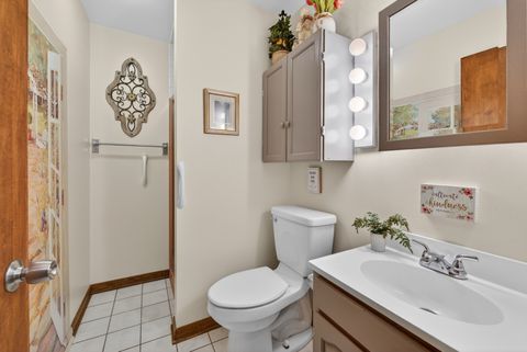 Tiny photo for 721 Wisconsin Road, New Lenox, IL 60451 (MLS # 12615686)