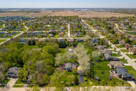 Tiny photo for 721 Wisconsin Road, New Lenox, IL 60451 (MLS # 12615686)