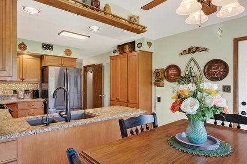 Tiny photo for 721 Wisconsin Road, New Lenox, IL 60451 (MLS # 12615686)