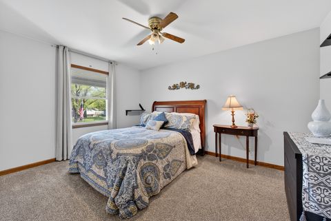 Tiny photo for 721 Wisconsin Road, New Lenox, IL 60451 (MLS # 12615686)