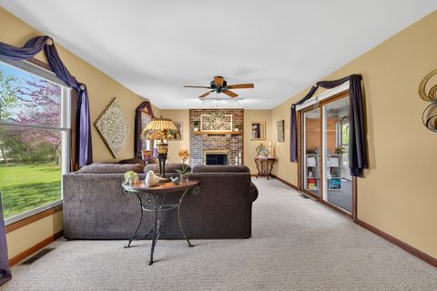 Tiny photo for 721 Wisconsin Road, New Lenox, IL 60451 (MLS # 12615686)
