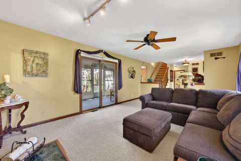 Tiny photo for 721 Wisconsin Road, New Lenox, IL 60451 (MLS # 12615686)