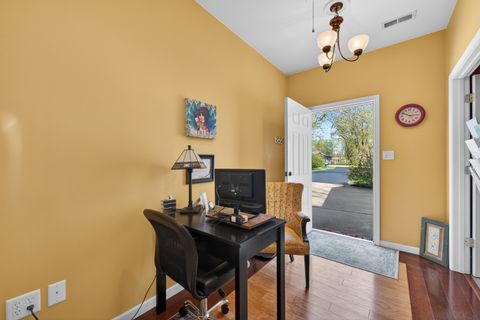 Tiny photo for 721 Wisconsin Road, New Lenox, IL 60451 (MLS # 12615686)