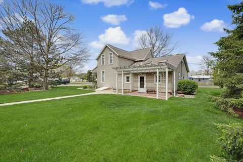 Tiny photo for 102 S WOOD Street, Gibson City, IL 60936 (MLS # 12623474)