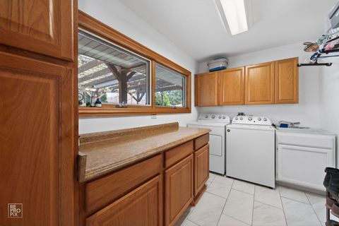 Tiny photo for 221 E Grantley Avenue, Elmhurst, IL 60126 (MLS # 12637352)