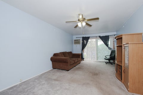Tiny photo for 84 E Old Willow Road #105, Prospect Heights, IL 60070 (MLS # 12773597)