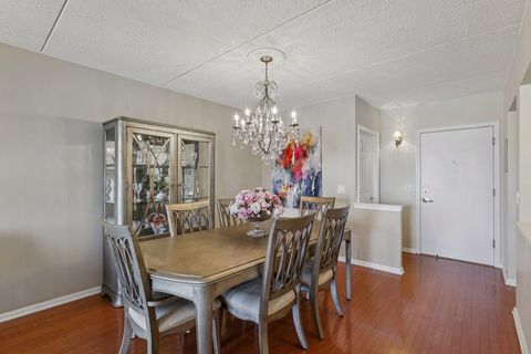 Tiny photo for 5555 N Cumberland Avenue #413, Chicago, IL 60656 (MLS # 12623922)