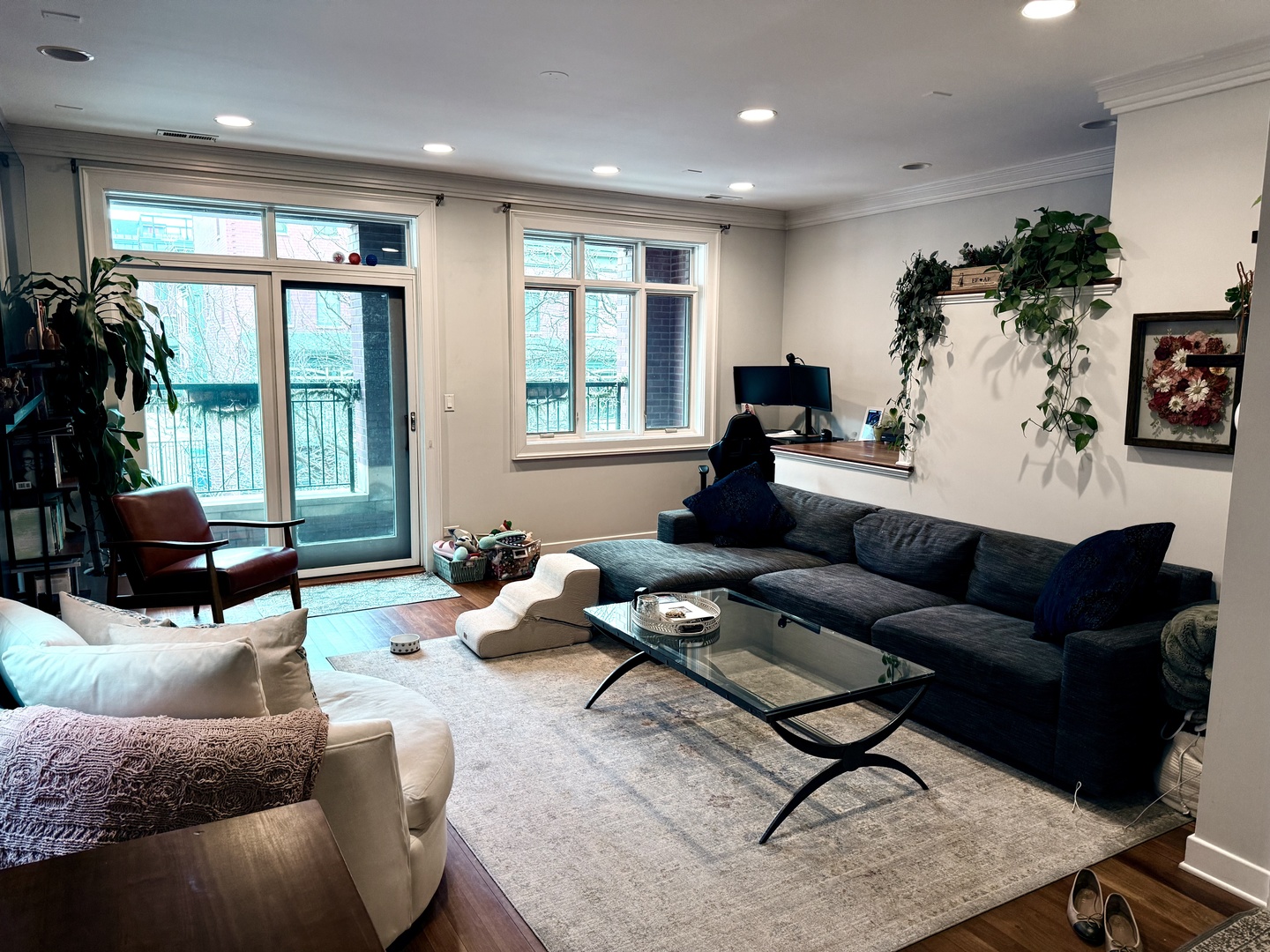 1037 W Monroe Street 2