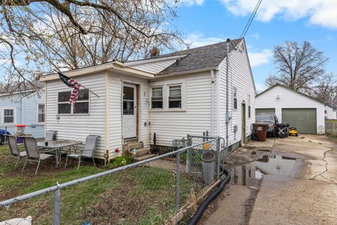 Photo of 2922 Collins Street, Rockford, IL 61109 (MLS # 12608115)