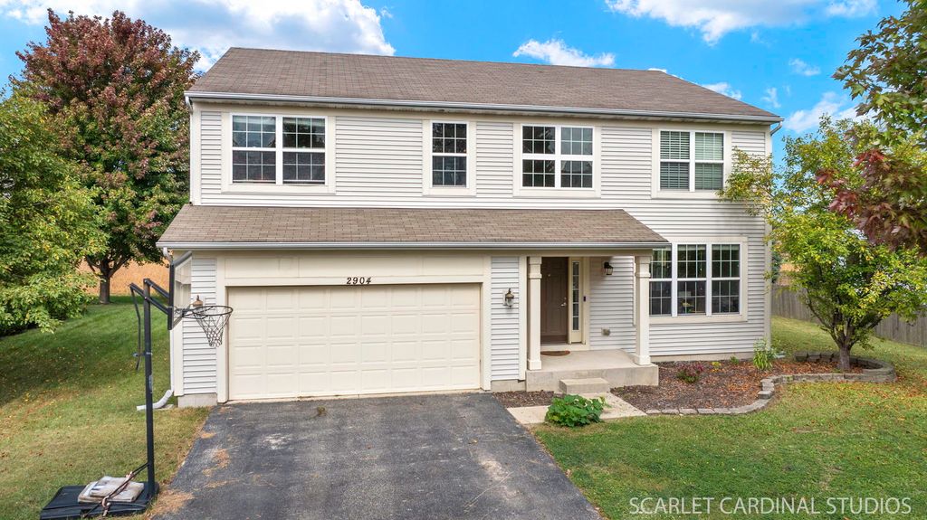 Photo for 2904 Shetland Lane, Montgomery, IL 60538 (MLS # 12468131)