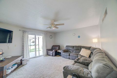 Tiny photo for 358 E State Route 116, Ashkum, IL 60911 (MLS # 12474556)