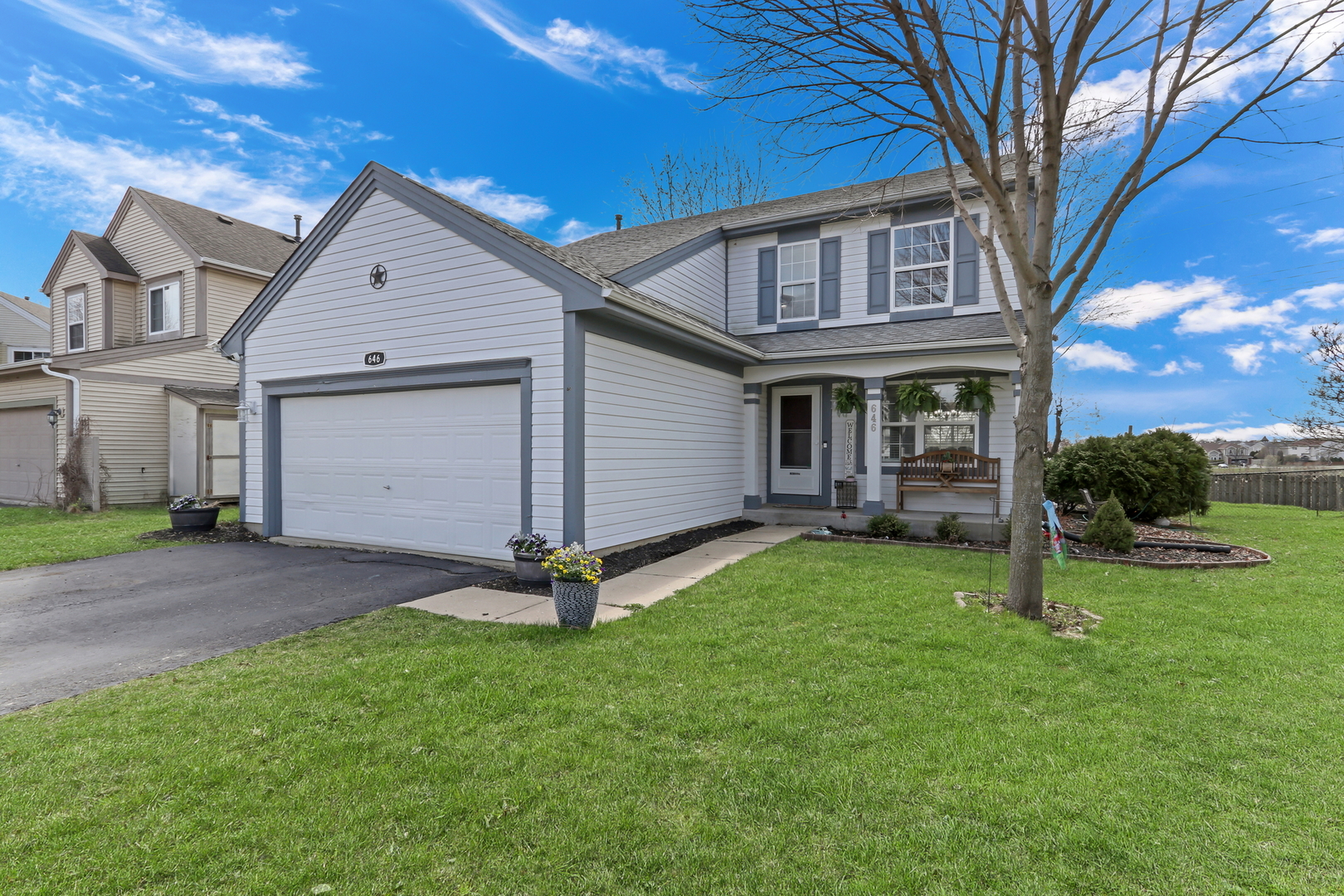 646 E Weston Court