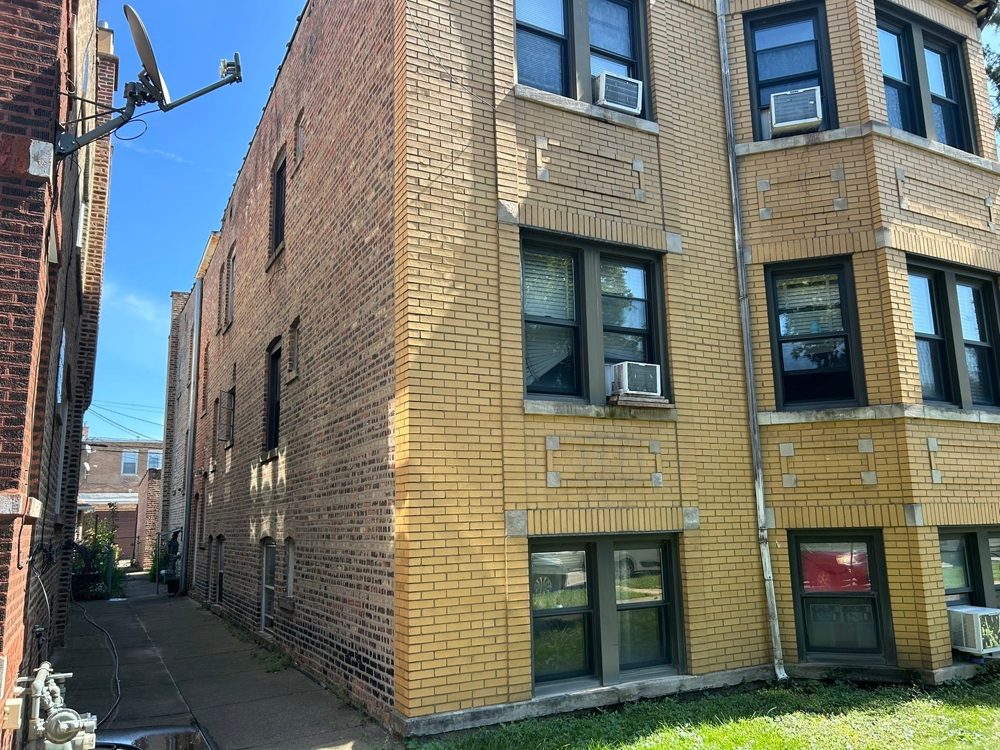 1929 Scoville Avenue