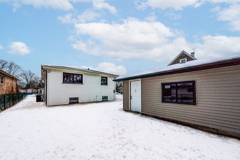 Tiny photo for 14430 Ridgeway Avenue, Midlothian, IL 60445 (MLS # 12538838)