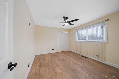 Tiny photo for 14430 Ridgeway Avenue, Midlothian, IL 60445 (MLS # 12538838)